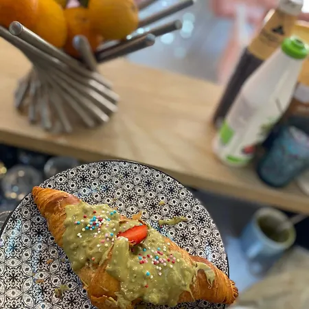 Godard Couette-café 3*