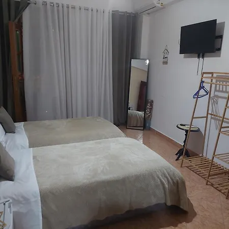 Bed & Breakfast Godard 3*